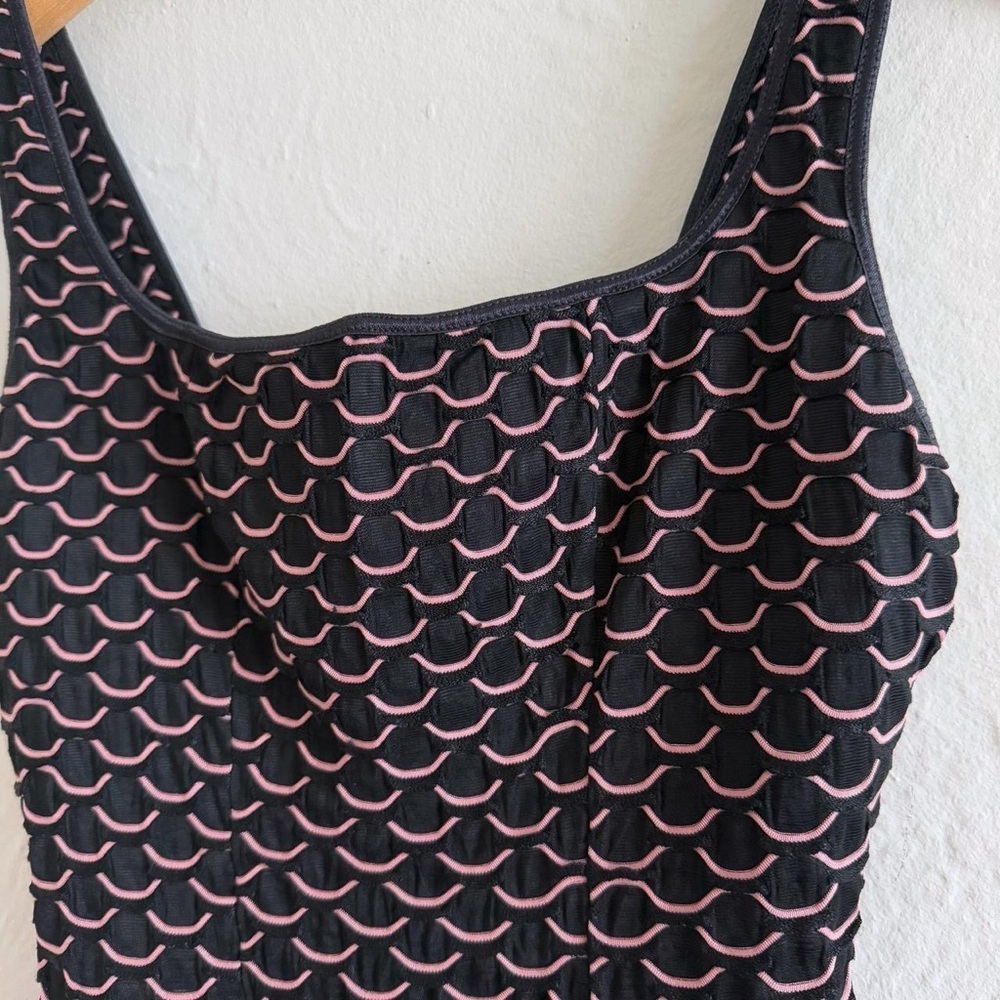 Papillon Black Black & Pink Scalloped Tank Top Size S - Picture 2 of 4